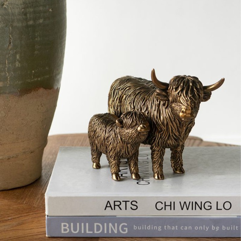 Artekko Animal Μπρονζέ Επιτραπέζιες Διακοσμητικές Αγελάδες από Ρητίνη (19x10.8x13.8)cm