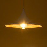 GloboStar® SHANGHAI WHITE 01026-B Μοντέρνο Κρεμαστό Φωτιστικό Οροφής Μονόφωτο 1 x E27 Λευκό Μεταλλικό Καμπάνα Φ37 x Υ17cm