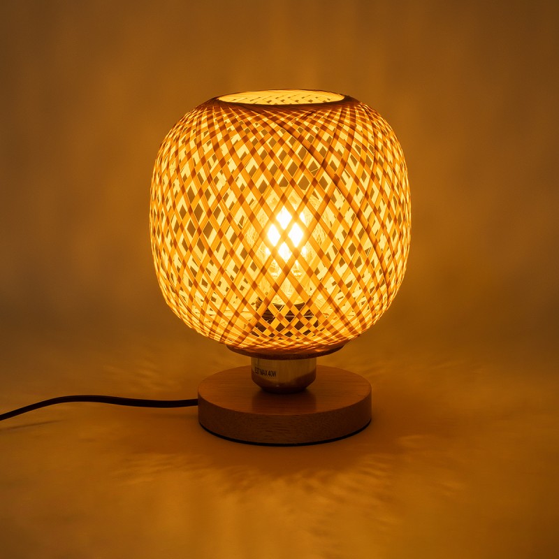 GloboStar® KERRY 01981 Μοντέρνο Επιτραπέζιο Φωτιστικό Πορτατίφ Μονόφωτο 1 x E27 AC220-240V IP20 - Φ18 x Υ25cm - Μπεζ Ξύλινο Μπαμπού Πλέγμα