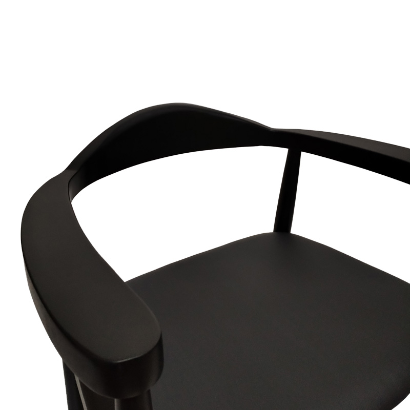 Πολυθρόνα Joube pakoworld rubberwood σε μαύρη απόχρωση με μαύρο pu μαξιλάρι 59x48x73εκ